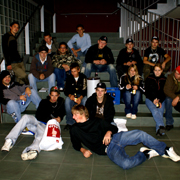 Ein Teil der Crew beim wohl verdienten Feierabendbier